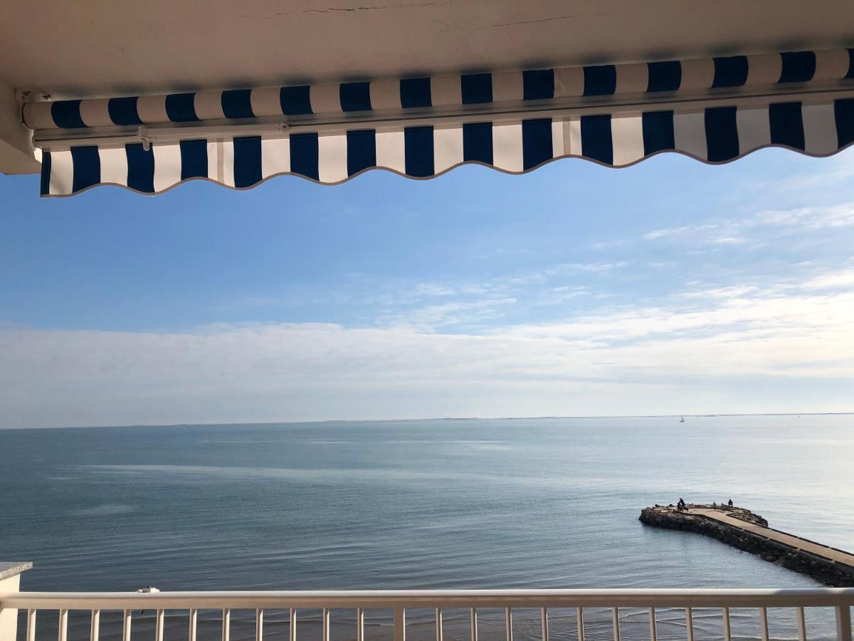 Apartamento En Primera Linea De Mar Sant Carlos de la Ràpita Kültér fotó